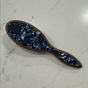 Elegant Blue Hair Brush
